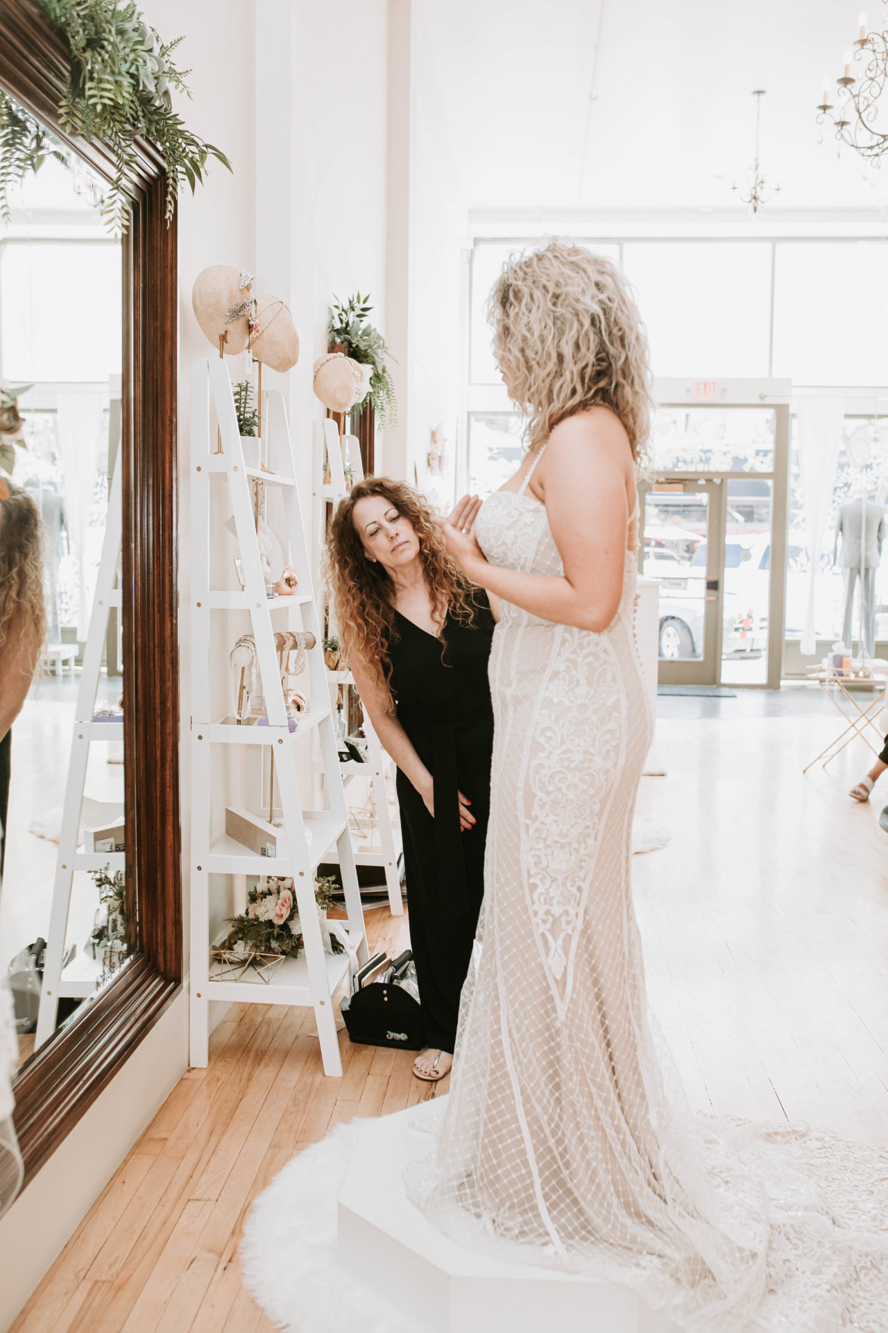 Alterations Belle en Blanc Bridal Shop Wedding Boutique Gowns