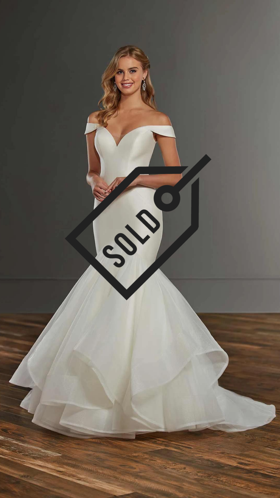 The Vault Belle en Blanc Bridal Shop Wedding Boutique Gowns