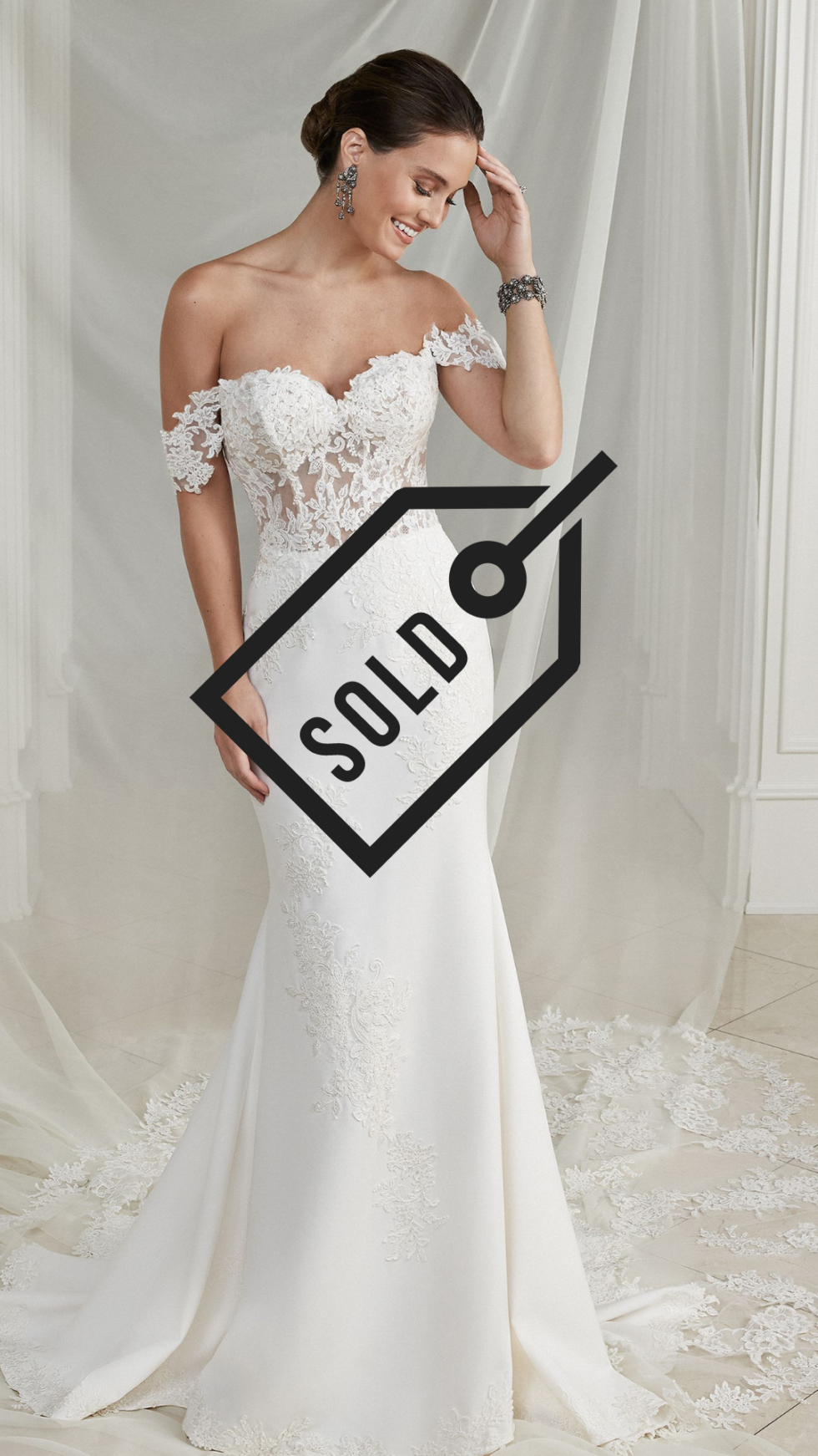 The Vault - Belle en Blanc | Bridal Shop | Wedding Boutique | Gowns ...